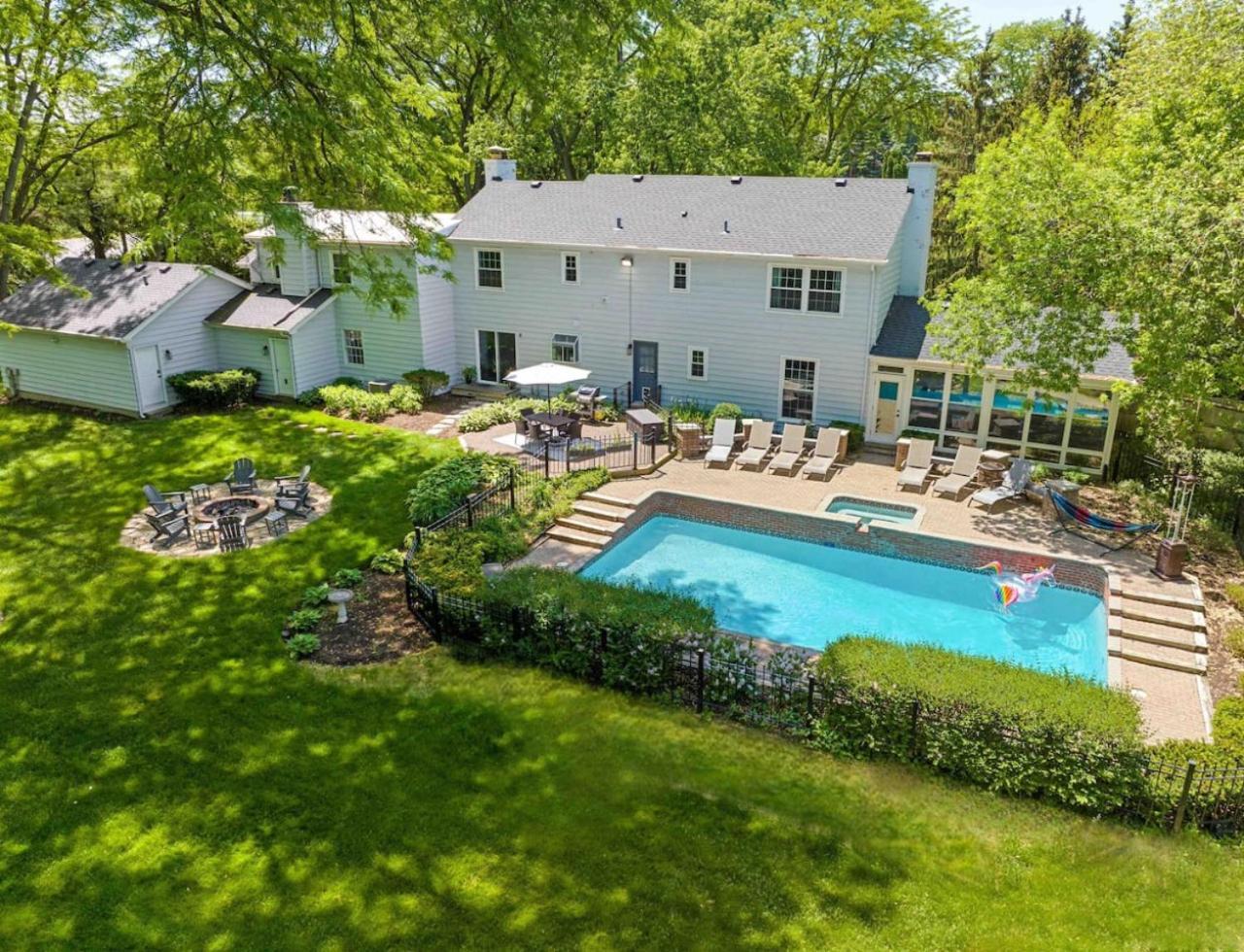 Spacious, Luxury Renovated Home With 4 Kings, Firepit Glen Ellyn Luaran gambar